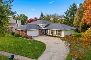 1525 Brookfield Ln, Troy, OH 45373 - Photo 1