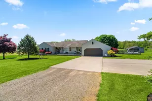 621 Lippincott Rd, Urbana, OH 43078 - Photo 1