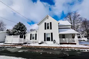 332 E Auburn Ave, Bellefontaine, OH 43311 - Photo 1