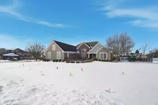 986 Brookwood Dr, Troy, OH 45373 - Photo 1