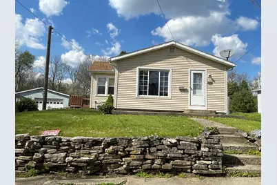 216 Carter Avenue, Bellefontaine, OH 43311 - Photo 1