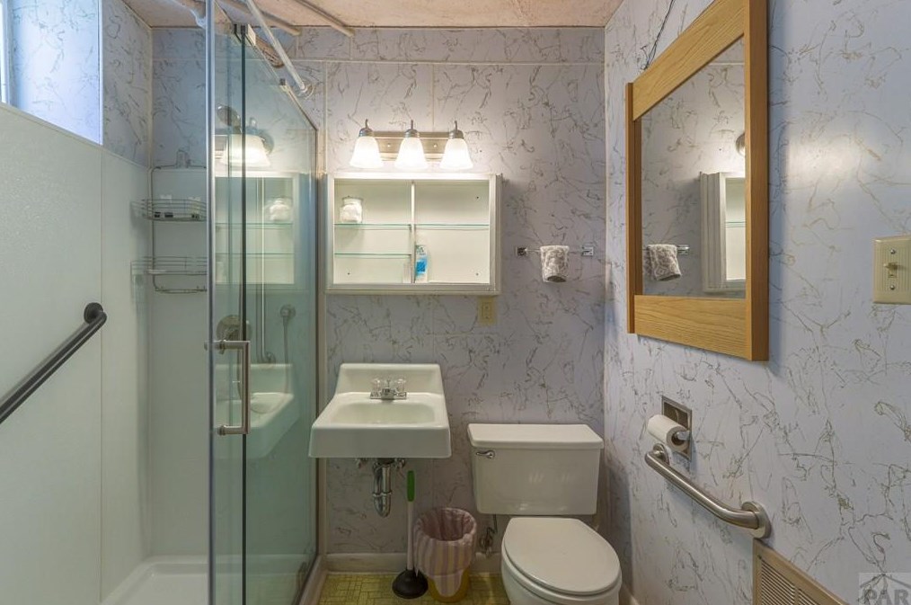 723 Willow St, Beshoar Junction CO 81082-2332 exterior