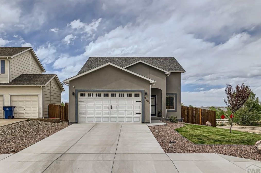 3201 18th St, Pueblo, CO 81003-3867