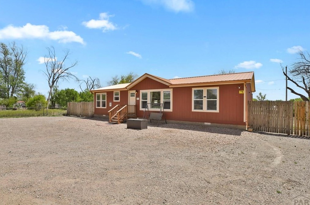 30810 Barnett Rd, Pueblo, CO 81006-9571