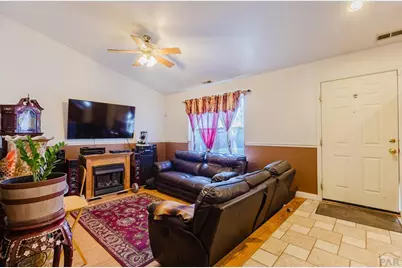 909 E Waverly Dr, Pueblo West, CO 81007 - Photo 18