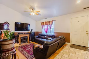 909 E Waverly Dr, Pueblo West, CO 81007 - Photo 18
