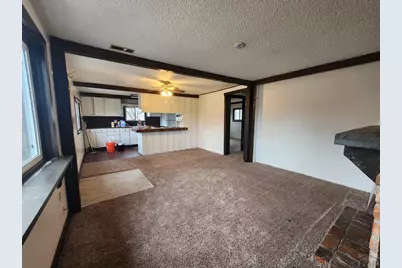 310 N 6th St, Lamar, CO 81052 - Photo 4