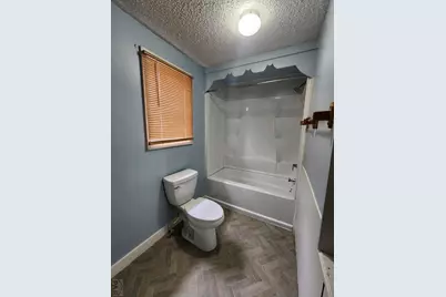 310 N 6th St, Lamar, CO 81052 - Photo 8