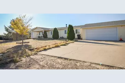 908 E Waverly Dr, Pueblo West, CO 81007 - Photo 1