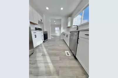 433 Grove Ave, Las Animas, CO 81054 - Photo 14