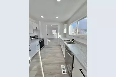 433 Grove Ave, Las Animas, CO 81054 - Photo 10