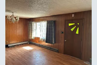 226 E 7th St, Walsenburg, CO 81089 - Photo 8