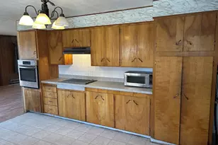 226 E 7th St, Walsenburg, CO 81089 - Photo 6