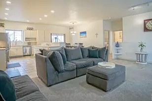 6055 Pine Bluff Dr, Pueblo, CO 81044 - Photo 4