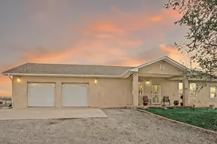 6055 Pine Bluff Dr, Pueblo, CO 81044 - Photo 1