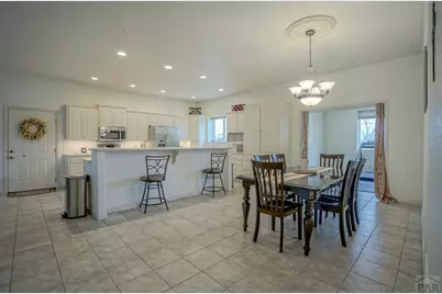 6055 Pine Bluff Dr, Pueblo, CO 81044 - Photo 8