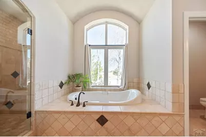 5672 St Charles River Dr, Pueblo, CO 81004 - Photo 18