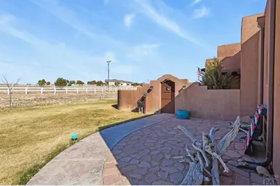 1628 R St, Penrose, CO 81240 - Photo 2