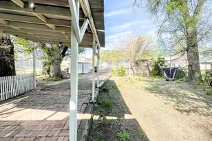 208 Lewis Ave, La Junta, CO 81050 - Photo 6