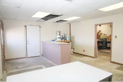 600 E 11th St, Pueblo, CO 81001 - Photo 12