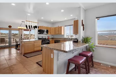 946 S Greenway Ave, Pueblo West, CO 81007 - Photo 8