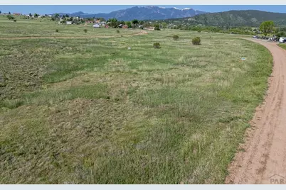 1111 Trinchera Dr, Colorado City, CO 81004 - Photo 2