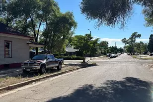 519 W 11th St, Pueblo, CO 81003 - Photo 4