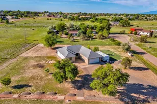 416 S Hahns Peak Pl, Pueblo West, CO 81007 - Photo 36