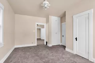 2121 N Greenwood St, Pueblo, CO 81003 - Photo 22