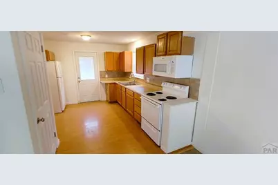 2827 8th Ave, Pueblo, CO 81008 - Photo 2