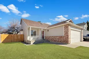 1510 Kingsroyal Blvd, Pueblo, CO 81005 - Photo 2