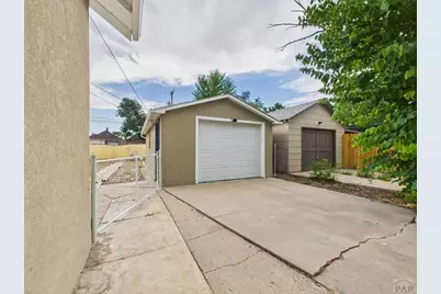 1012 E Abriendo Ave, Pueblo, CO 81004 - Photo 6