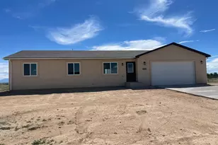1186 E Desert Cove Dr, Pueblo West, CO 81007 - Photo 12