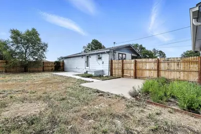 2402 W 17th St, Pueblo, CO 81003 - Photo 20