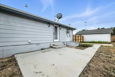 2402 W 17th St, Pueblo, CO 81003 - Photo 18