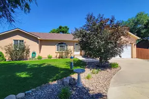 12 Grant Ave, Penrose, CO 81240 - Photo 2
