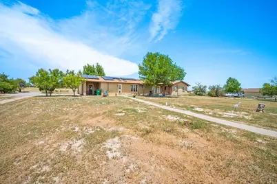 650 E Woodleaf Dr, Pueblo West, CO 81007 - Photo 26