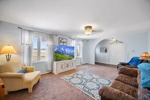 650 E Woodleaf Dr, Pueblo West, CO 81007 - Photo 4