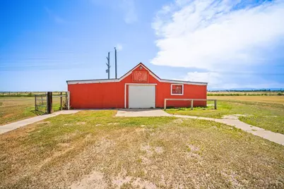 650 E Woodleaf Dr, Pueblo West, CO 81007 - Photo 30