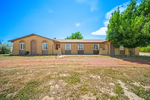 650 E Woodleaf Dr, Pueblo West, CO 81007 - Photo 2