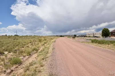 1471 N Bowen Dr, Pueblo, CO 81007 - Photo 6