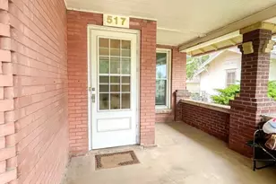 517 Raton Ave, La Junta, CO 81050 - Photo 6