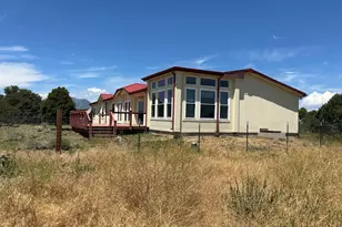 536 Seneca Cir, Walsenburg, CO 81089 - Photo 2