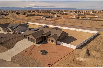 787 N Edgewater Dr, Pueblo West, CO 81007 - Photo 10