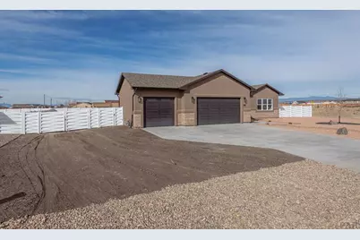 787 N Edgewater Dr, Pueblo West, CO 81007 - Photo 8