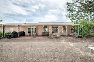 1419 27 1/2 Ln, Pueblo, CO 81006 - Photo 40