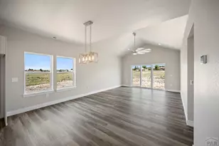 1481 W Delaney Dr, Pueblo, CO 81007 - Photo 12