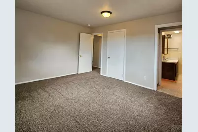 5207 Thatcher Ave, Pueblo, CO 81005 - Photo 10
