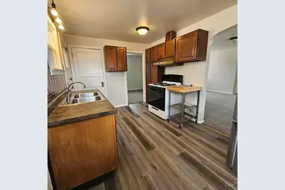 5207 Thatcher Ave, Pueblo, CO 81005 - Photo 8