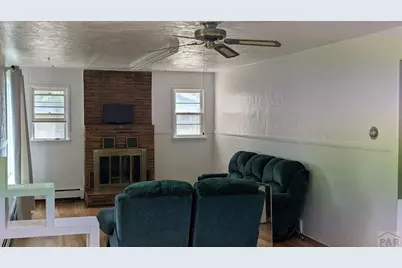 1910 E 8th St, Pueblo, CO 81001 - Photo 6